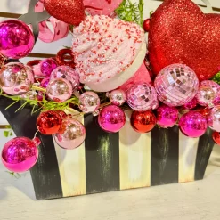 Miss Cayce's Be My Valentine Arrangement
