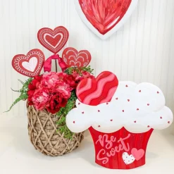 The Round Top Collection “Be Sweet” Cupcake