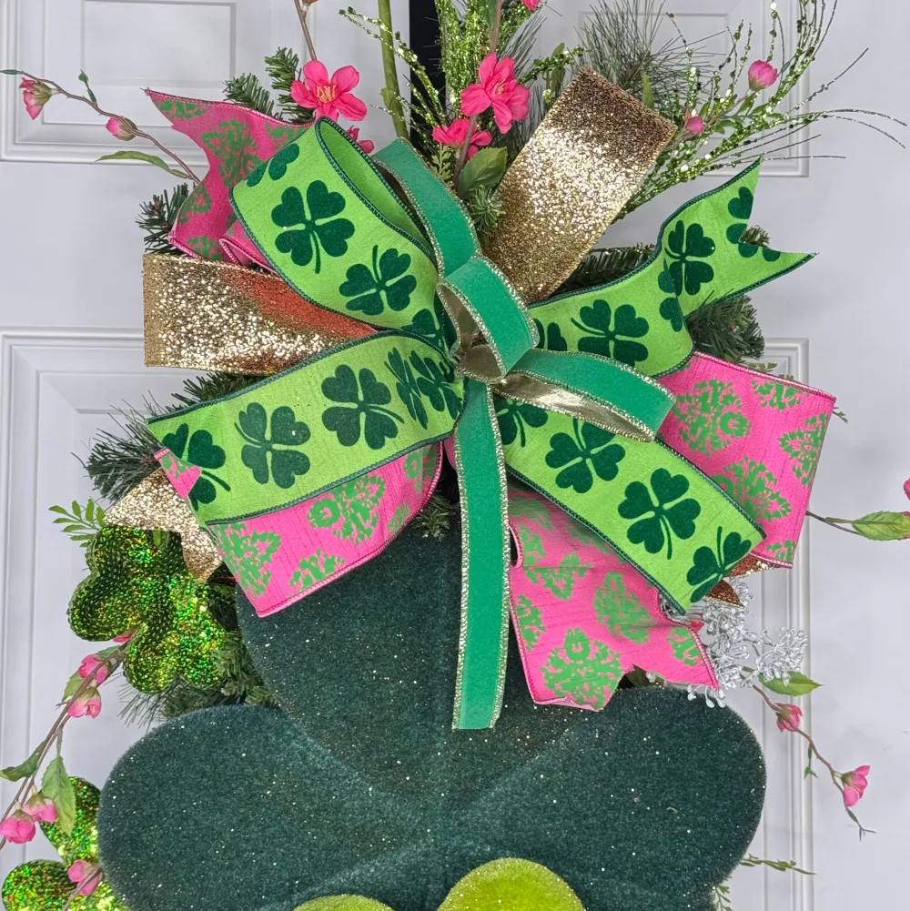Miss Cayce's Blooming Shamrock Teardrop