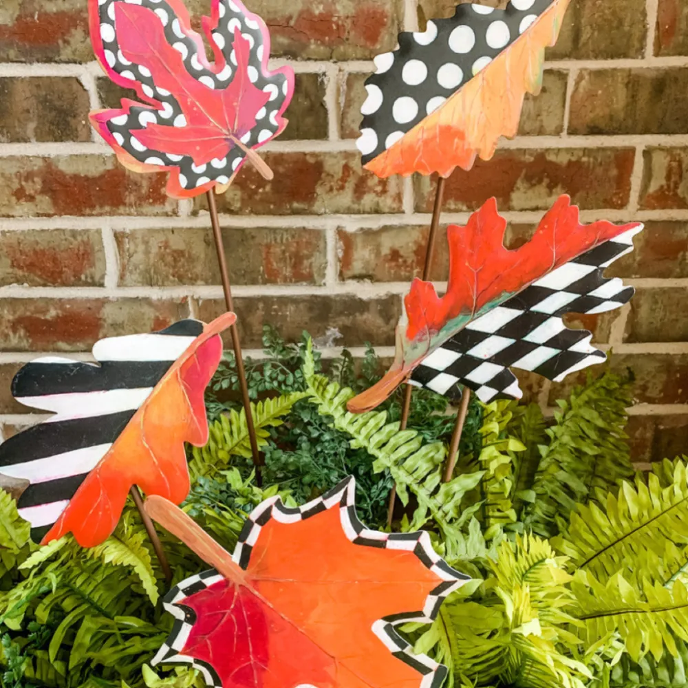 The Round Top Collection Elegant Leaves