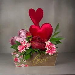 Miss Cayce's Hearts Abound Valentine Arrangement
