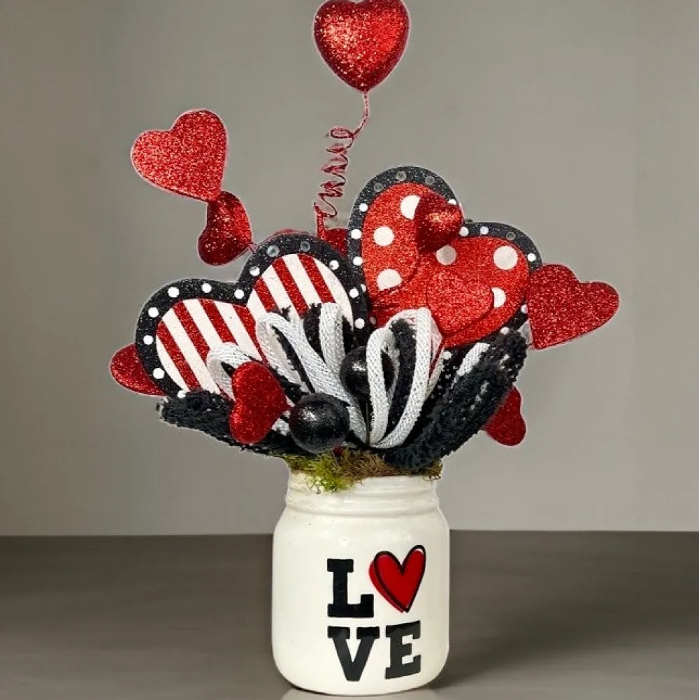 Craig Bachman Heart Spring Spray, 22.5"