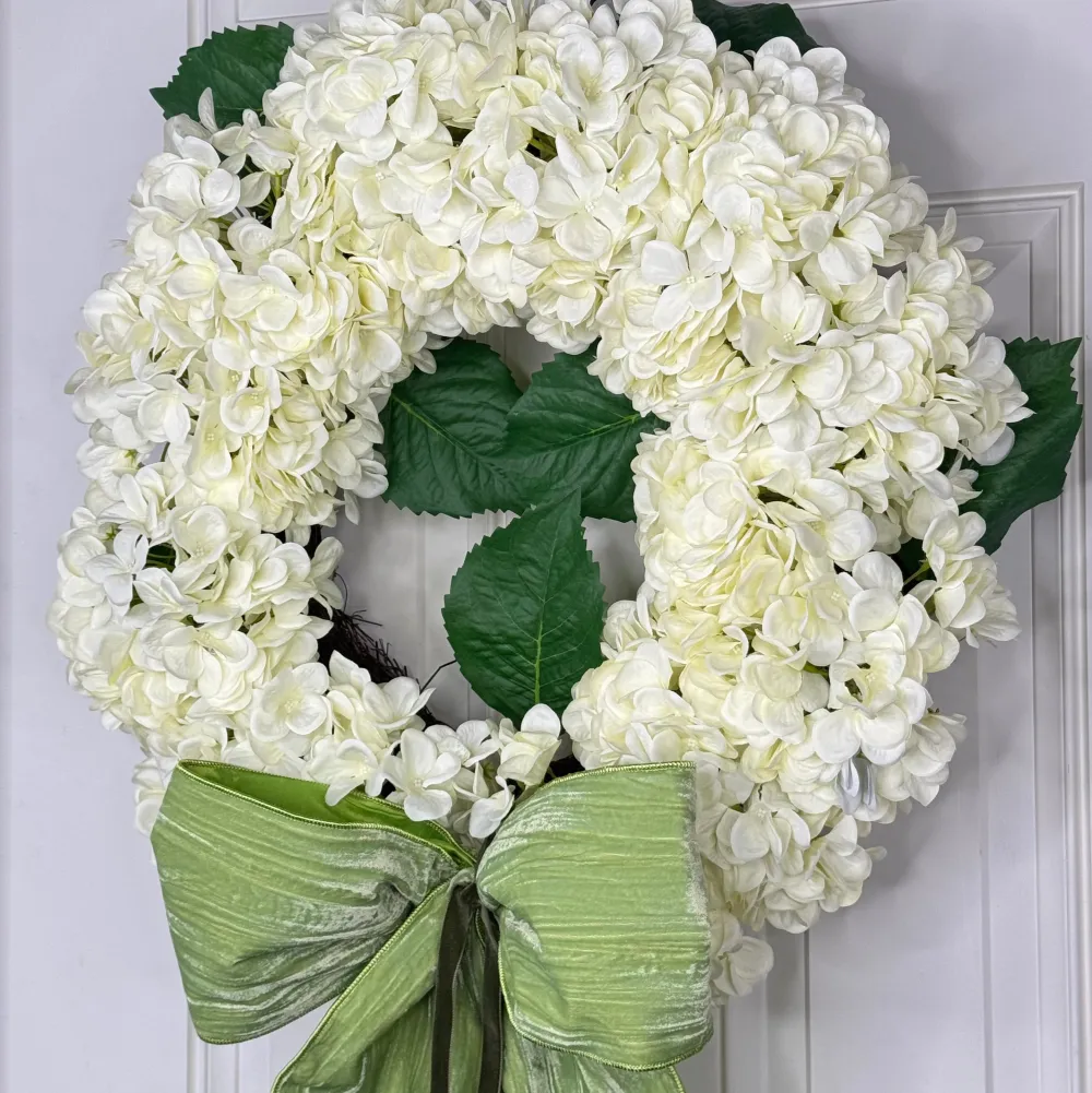 Miss Cayce's Hydrangeas in Bloom Wreath