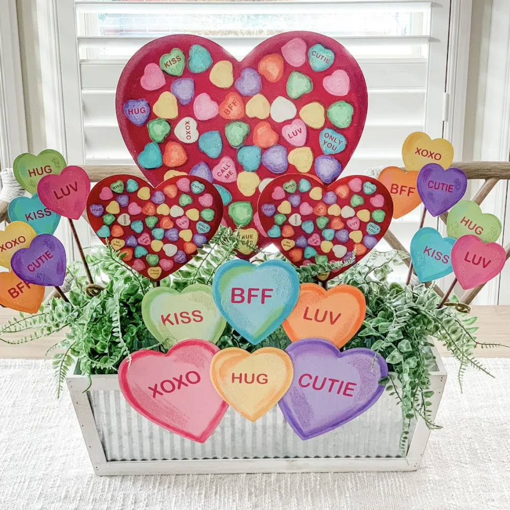 The Round Top Collection Pile of Talking Hearts