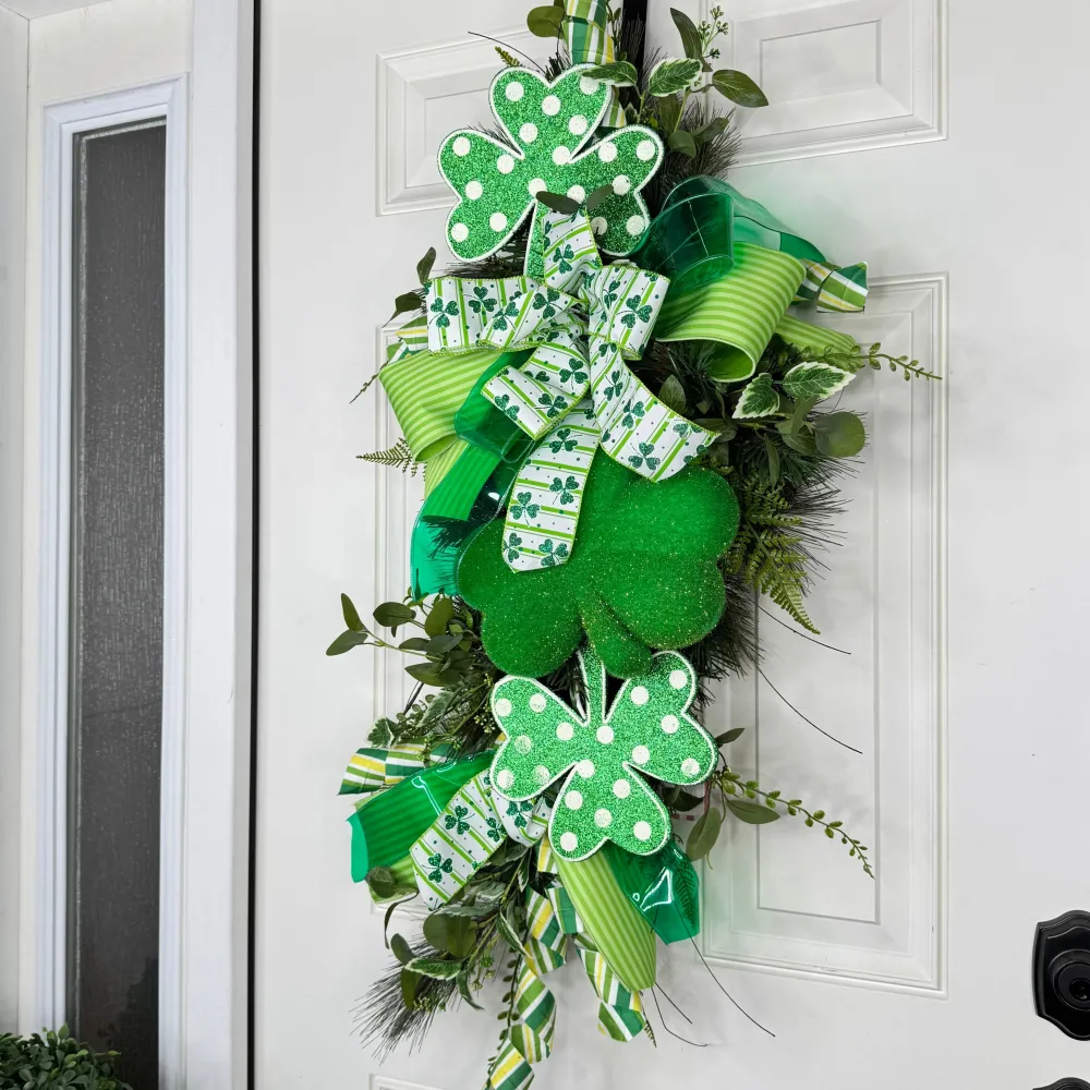 Miss Cayce's Shamrock Shine Teardrop
