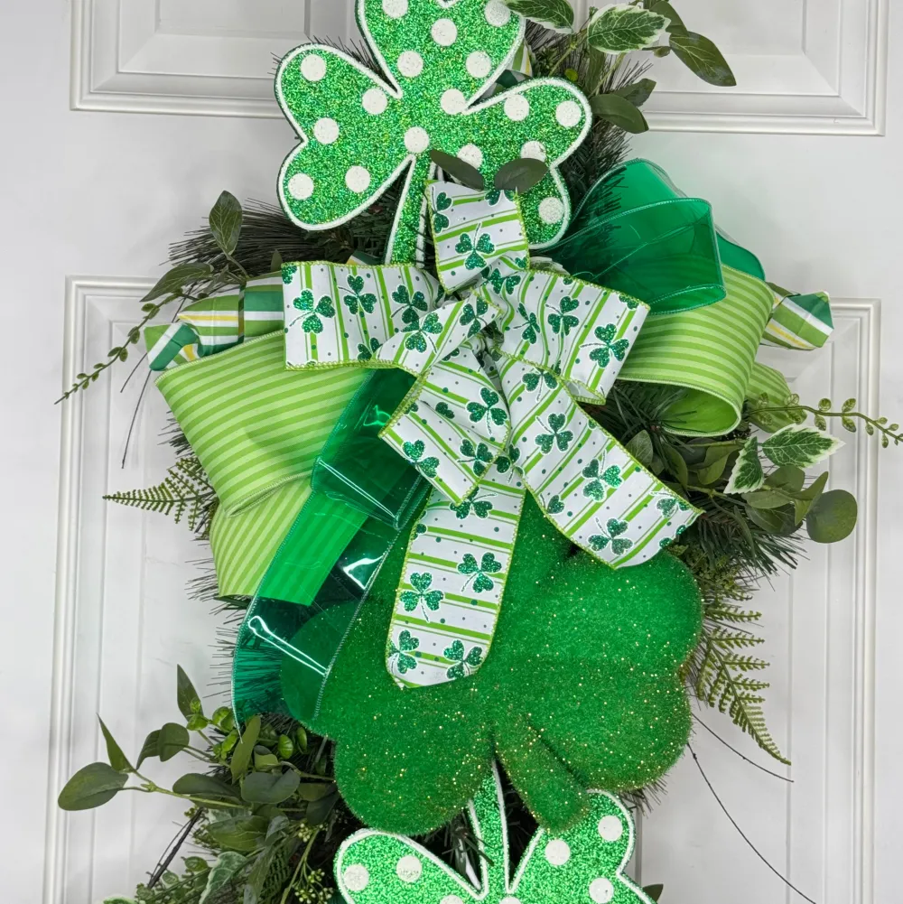 Miss Cayce's Shamrock Shine Teardrop