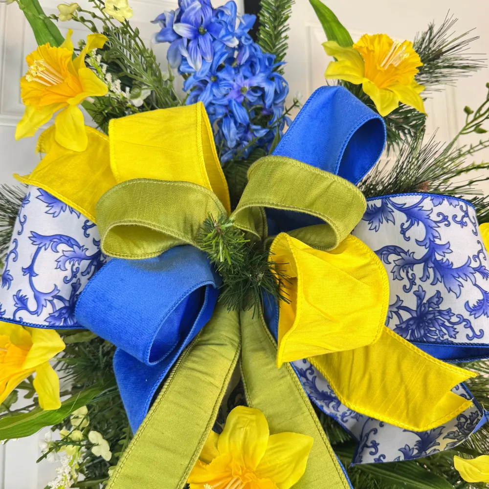 Miss Cayce's Springtime Sunshine Teardrop